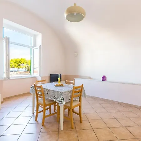 Apartment La Marina By Tizzano House